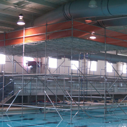 Universal Manufacturing Commercial Construction Scaffolding